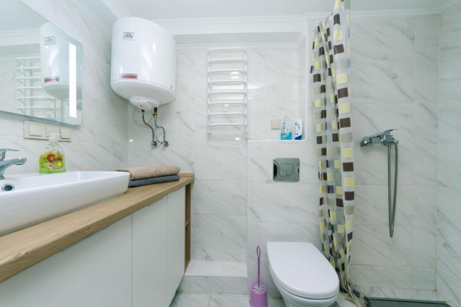 Inn Smarthause Apartments Kiev Exteriör bild